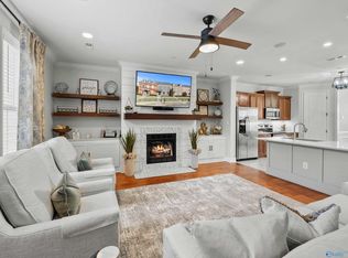 118 Park Square Ln, Madison, AL 35758
