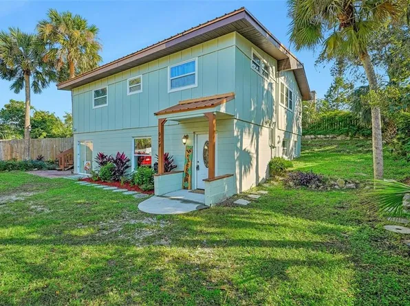 934 N Halifax Ave, Daytona Beach, FL 32118