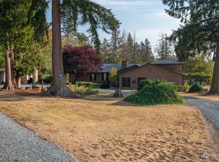 17562 Allen Rd, Bow, WA 98232