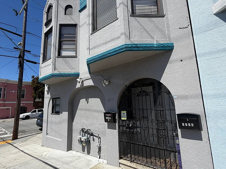 1748 Keith St #A — Photo 12