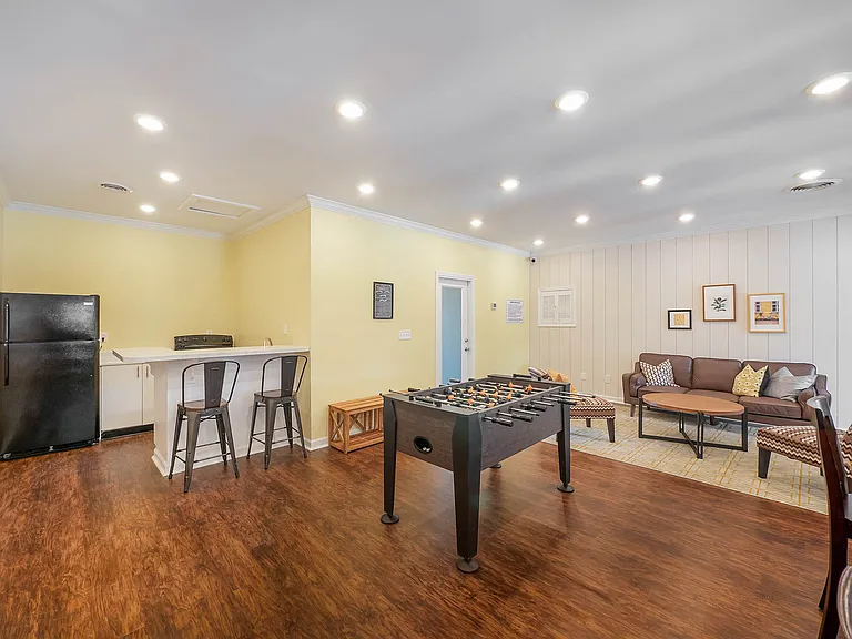 The Reserve at Red Bank Apartment Homes — Photo 15
