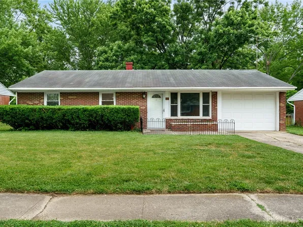 22 Carma Dr, Dayton, OH 45426