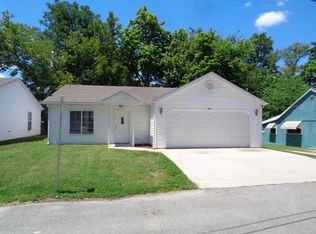 405 Lindy Ln, Columbia, MO 65203