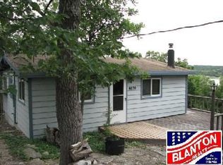 4820 Lake Land Cir, Manhattan, KS 66503