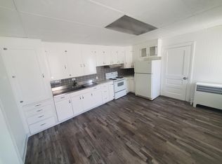 18 W Main St #1, Fleetwood, PA 19522