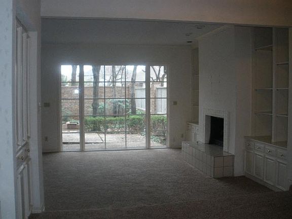 5th image of 4134 Woodcreek Dr