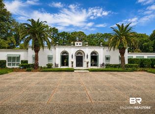 18153 Woodland Dr, Fairhope, AL 36532