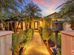 326 N Doheny Dr, Beverly Hills, CA 90211