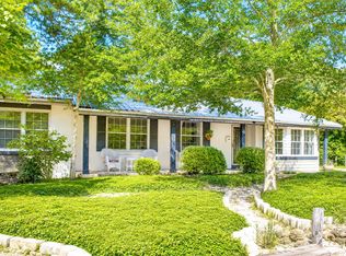4 Bay Dr NE, Fort Walton Beach, FL 32548