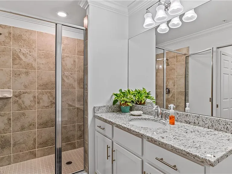 43030 Greenway Blvd #423 — Photo 8