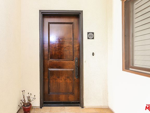 3rd image of 11863 Darlington Ave Unit 204