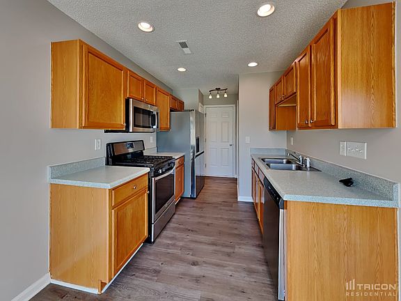 4th image of 3015 Teton Dr