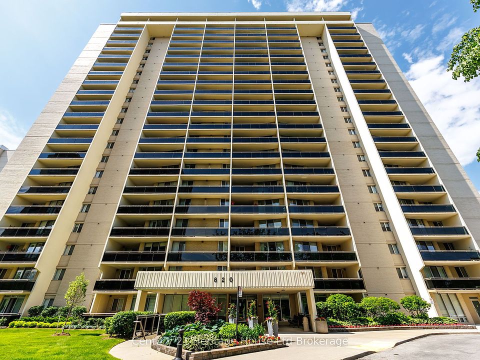 1st image of 820 Burnhamthorpe Rd #409