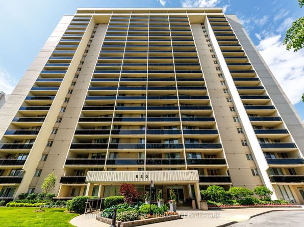 820 Burnhamthorpe Rd #409, Toronto, ON M9C 4W2