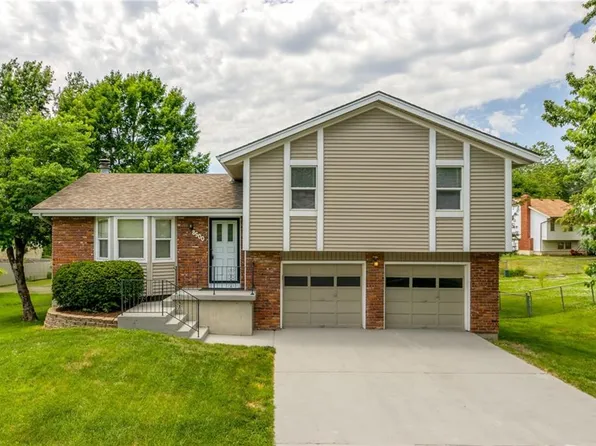 8500 N Pomona Ave, Kansas City, MO 64153