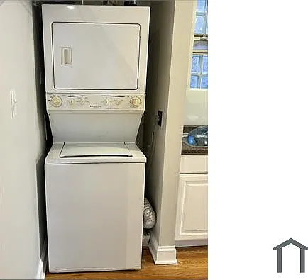 2 bed, 1200 sqft, $1,600 — Photo 3