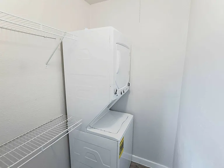 Arcata Townhomes — Photo 46