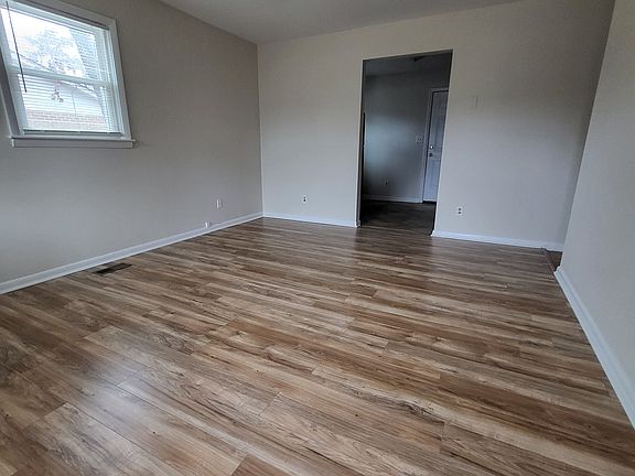 Front Entrance/Living room