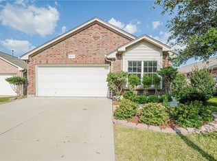 6272 Adonia Dr, Fort Worth, TX 76131