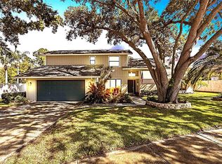1698 Brae Moor Ln, Dunedin, FL 34698