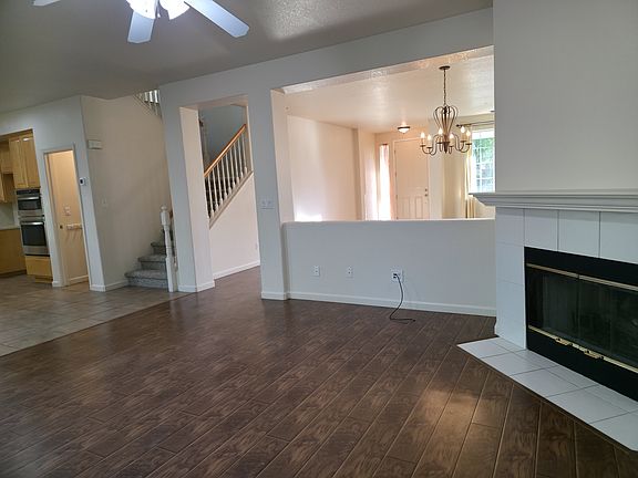 4th image of 1016 Berg Ct