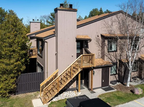 27 Dawson Dr #141, Collingwood, ON L9Y 5B4