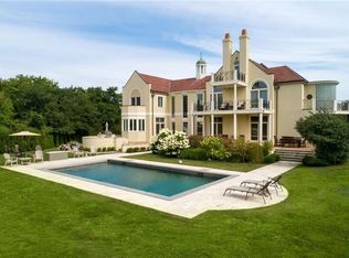 1 Castle Hill Ave, Newport, RI 02840