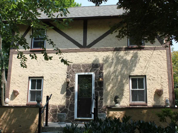 966 Upper Gulph Rd, Wayne, PA 19087