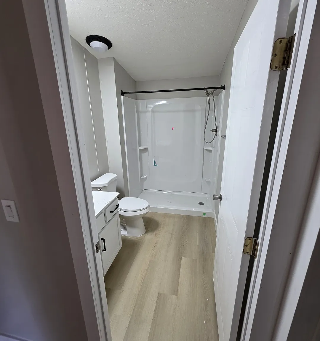 2 bed, 842 sqft, $1,600 — Photo 1