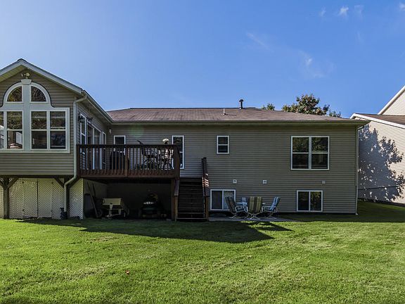 5th image of 10825 Thornberry Way