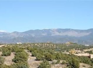 3 Star Dancer Trl, Santa Fe, NM 87506