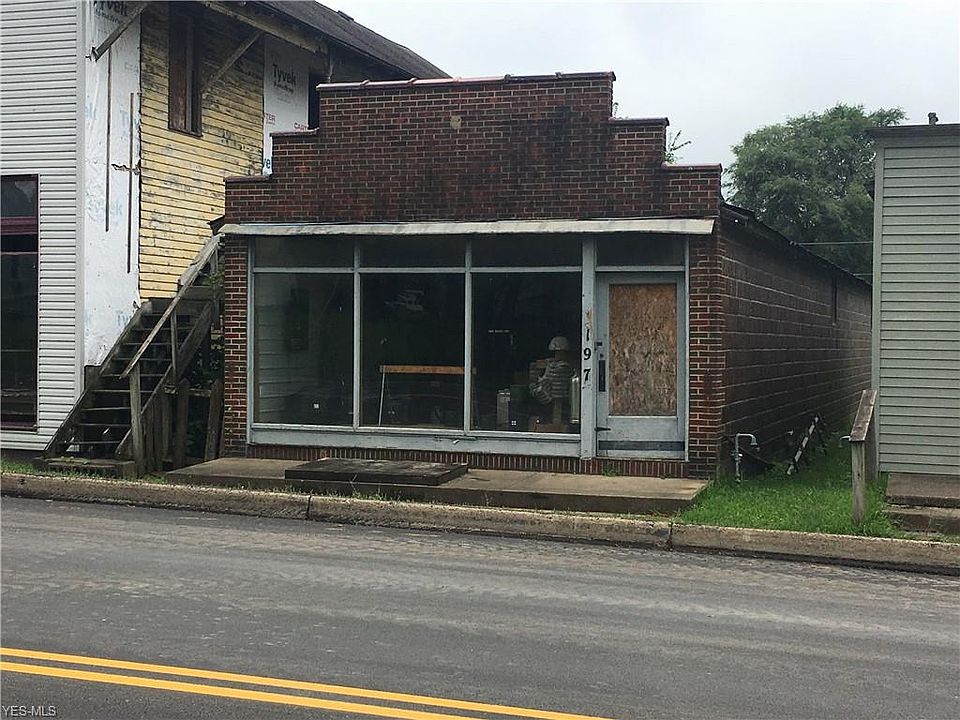 1st image of 197 Main St