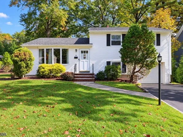 24 Countryside Dr, Livingston Twp., NJ 07039