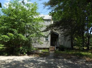 2405 E Lee Rd, Taylors, SC 29687