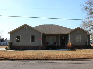 402 Madison Ave, Dothan, AL 36301