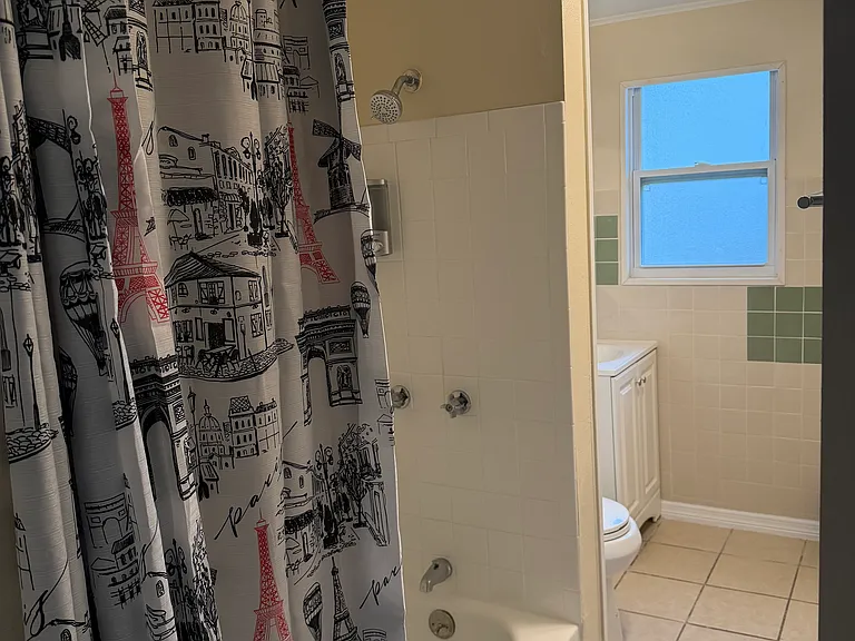2401 E 151st Ave #B — Photo 6