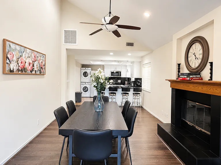 6318 Chimineas Ave — Photo 2