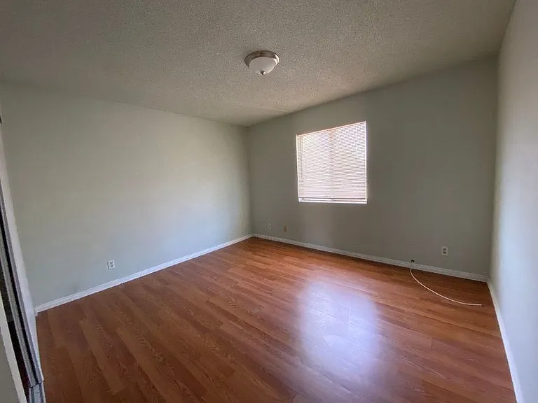 1218 W Sunset Blvd #305 — Photo 4