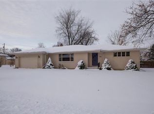 456 Darwin Dr, Cheektowaga, NY 14225