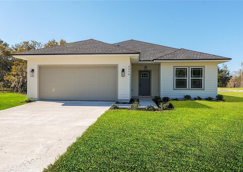 1st image of 4374 SE 8TH AVENUE