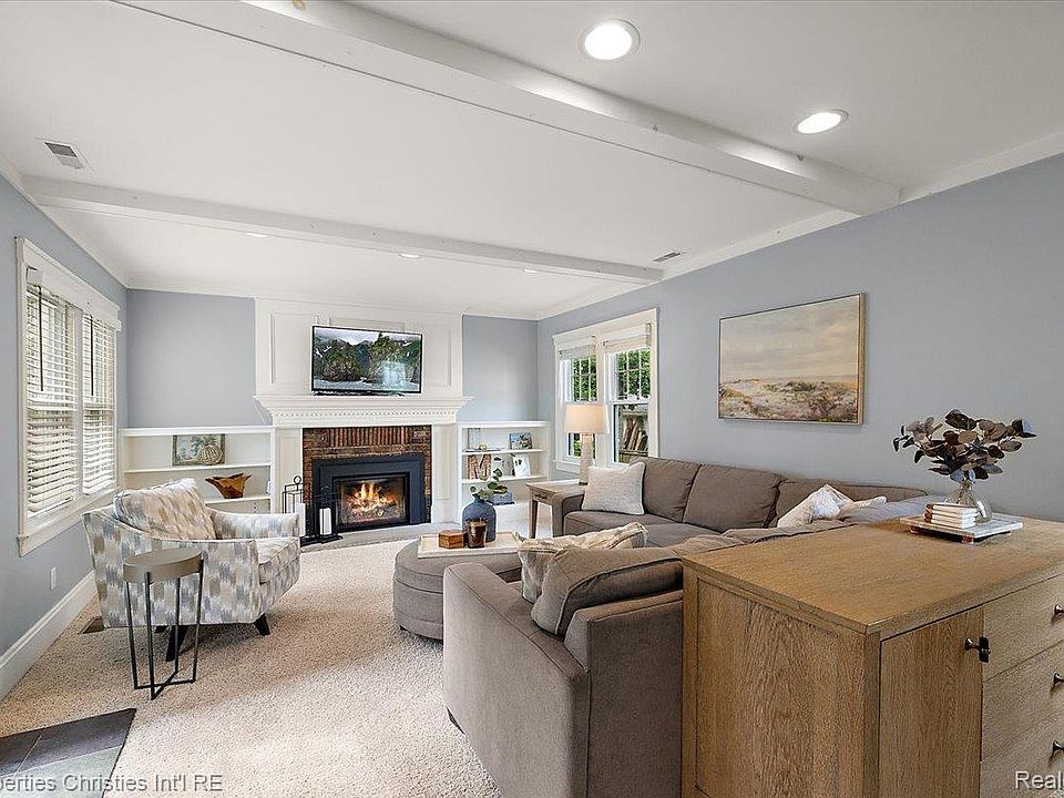 1033 Maplegrove Ave, photo 15