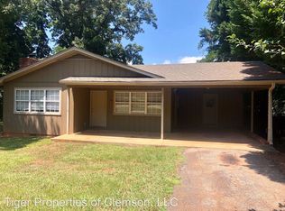 103 Briar Ln, Central, SC 29630