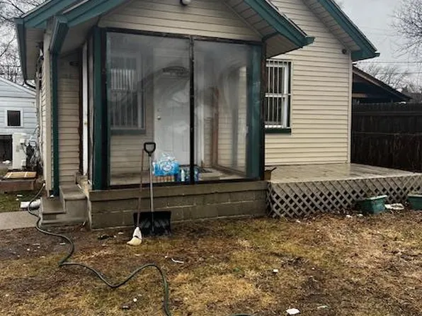 6083 Rosemont Ave, Detroit, MI 48228