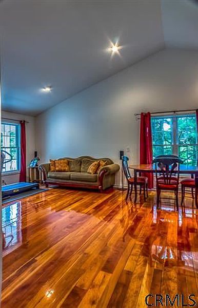 4th image of 109 ECCLES Drive