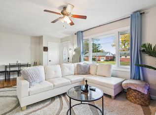 10 Eastlawn Dr, Hampton, VA 23664