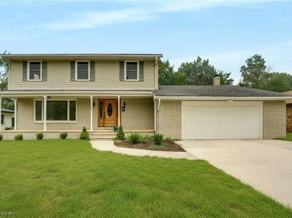 33065 Arlesford Dr, Solon, OH 44139