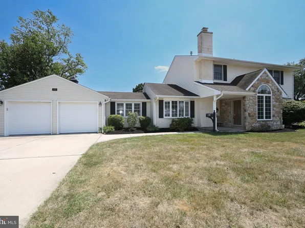 148 Fairfax Rd, Fairless Hills, PA 19030