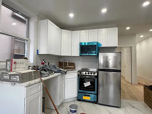 Rented by EXR | media 2