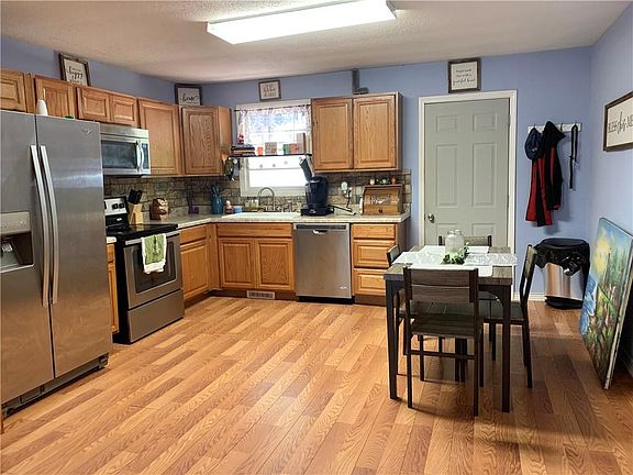 5th image of 1603 Preston Dr