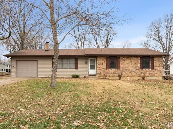 709 Ron Ave, Washington, MO 63090